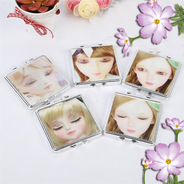 Every day Fashion Design Style Small Folding Heart Shaped Cosmetic Fold Vanity Mirror