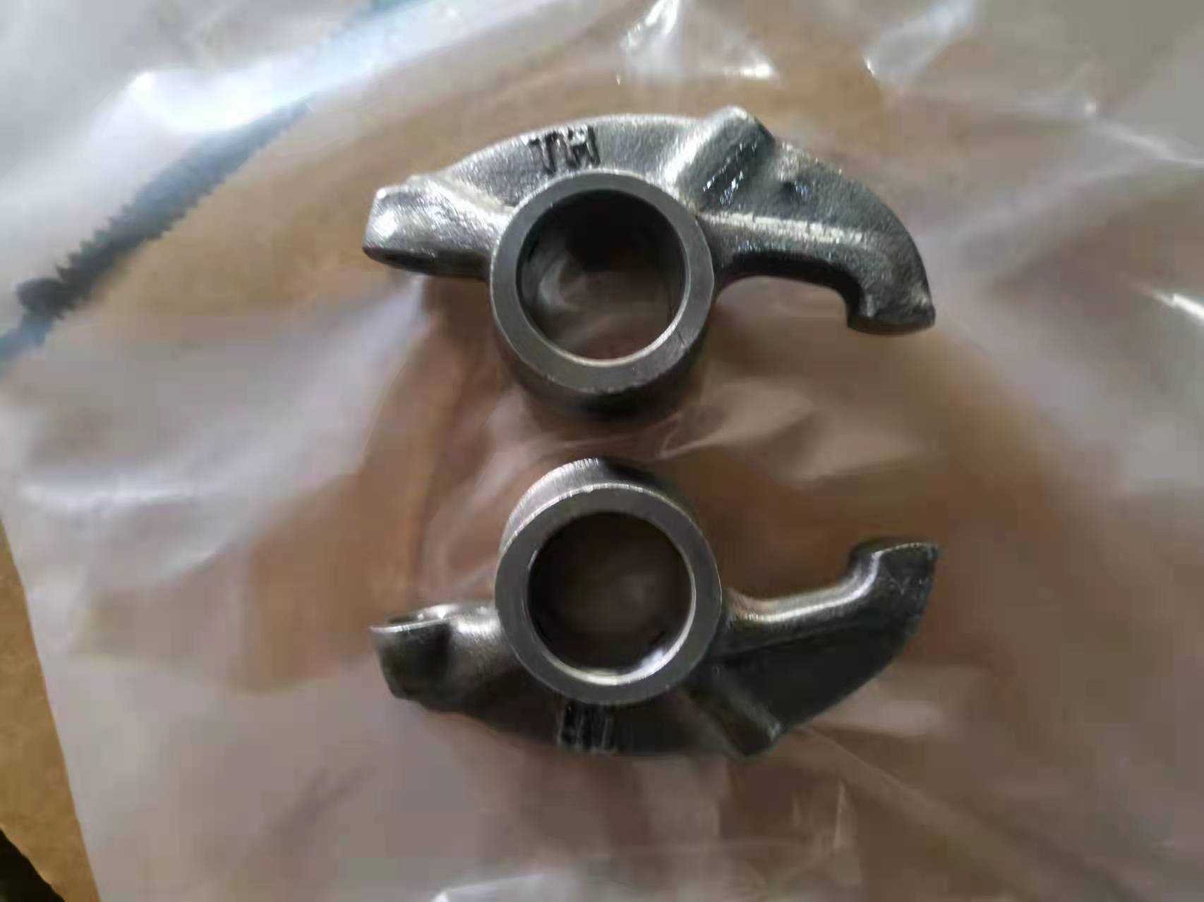 OEM de bras de balancier de 4Y Toyota 13811-76019 13811-76017