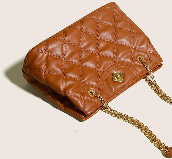 Chain Bag High-Capacity Leather High-End Style Diamond Bag Shoulder Messenger Bag Female Bag