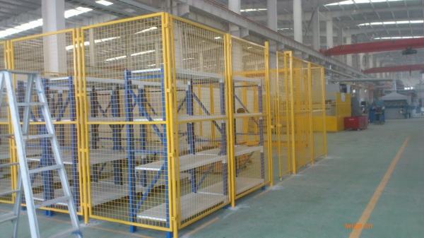 Easily Assembled Double Wire Mesh , Garden Wire Fence Panels Eco - Friendly