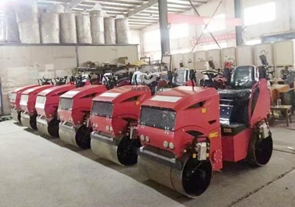 2.5 Ton Road Construction Roller ST2500 Drum Width 1200mm In Ghana