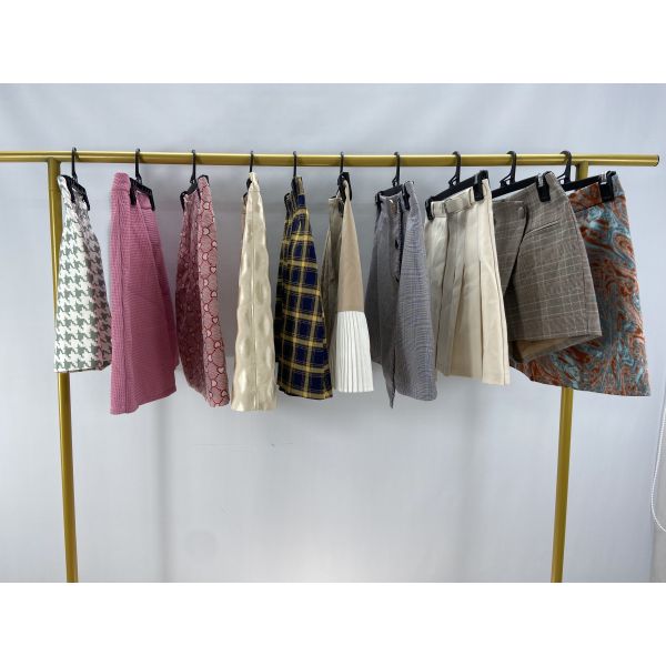 Women's Slim Fit Used Clothes Second Hand Polyester Cotton Blend Summer Short Skirts