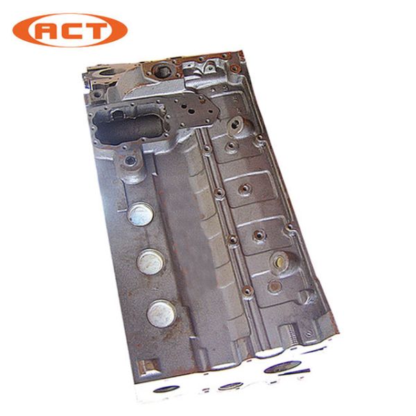 Excavator 6D102/6BT Cylinder Block Cover For Engine PC200-6 6735-21-1010