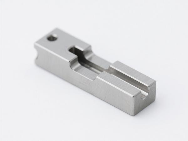  Slot Milling Part Alloy Steel CNC Machining Precision Parts Customized Industrial Manufacturing