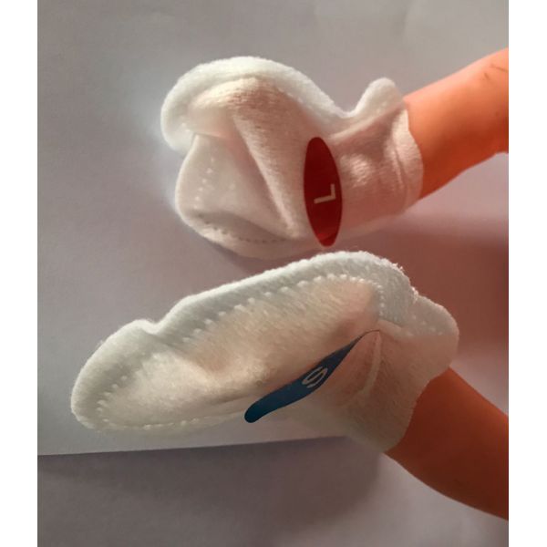 Gloves / Foot Straps Disposable Baby Products Medical For Newborn