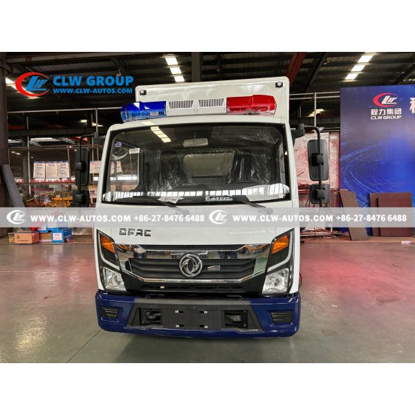 Dongfeng 4x2 Mobile Outdoor LED Advertising Solutions Truck