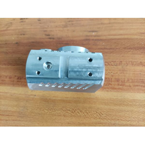 Customized Aluminium CNC Machined components Precision CNC Machining Service