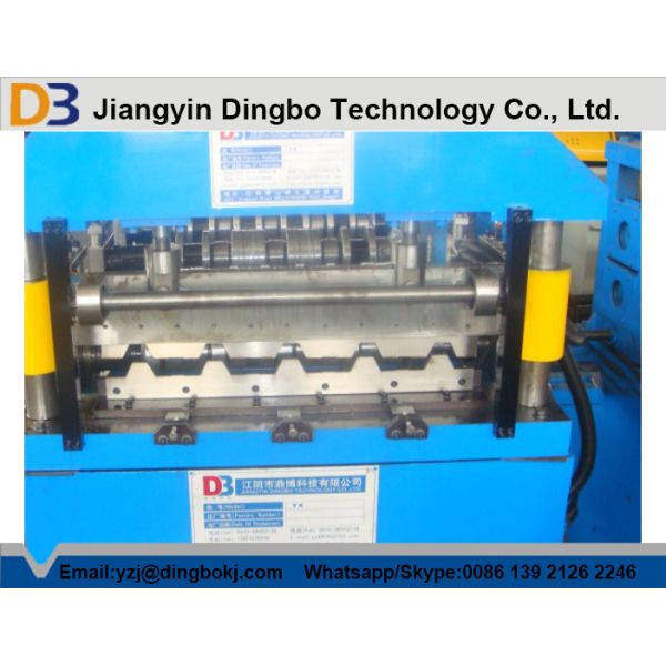 850 Roof Panel Roll Forming Machine With Hydraulic Control System For Sporting Goods