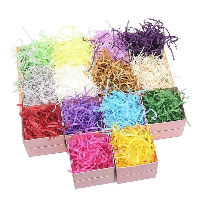 A ráfia do ODM DIY do OEM Shredded a decoração de papel dos confetes da caixa de presente
