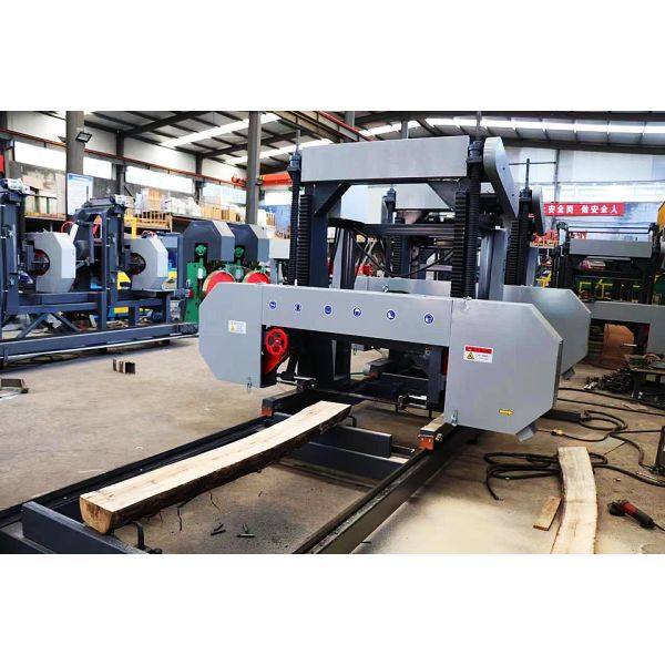 27HP Diesel Sawmill Wood Saw Machines Резка древесины Портативная лесопилка, Горизонтальная ленточная пила для продажи