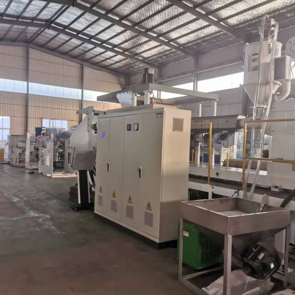 PP PE Sheet Extrusion Line with Three-Roller Calendar for Plastic Board Machine