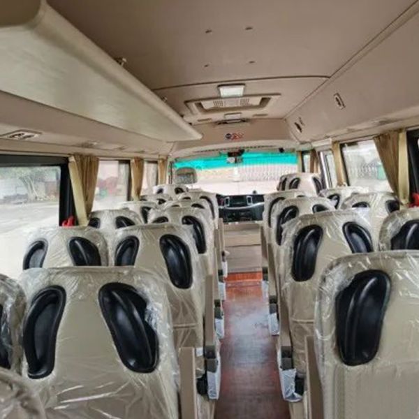 LHD 24-30 Seats Coaster Bus 30 Seaters Advanced Passenger Bus Design