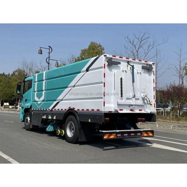 18T Durable Road Sweeper Truck Washing and Sweeping Electric Truck