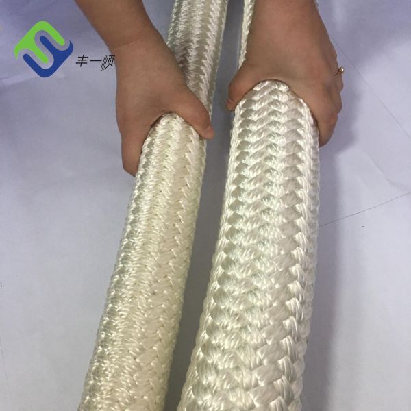 El doble resistente trenzó a Marine Mooring Rope de nylon 48m m 2