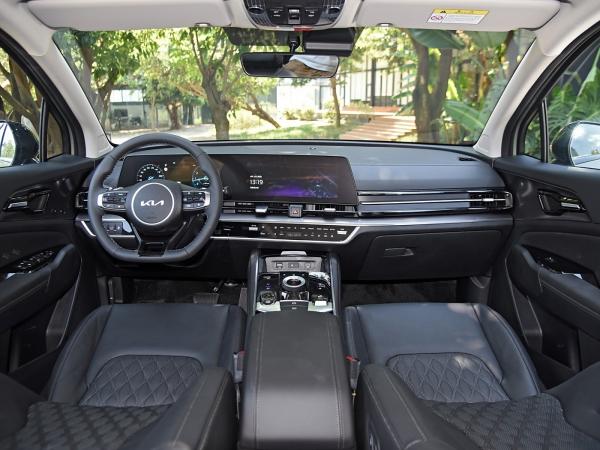 Kia Car Lion Platinum Expands Its Boundaries Bold Modern Suv Used