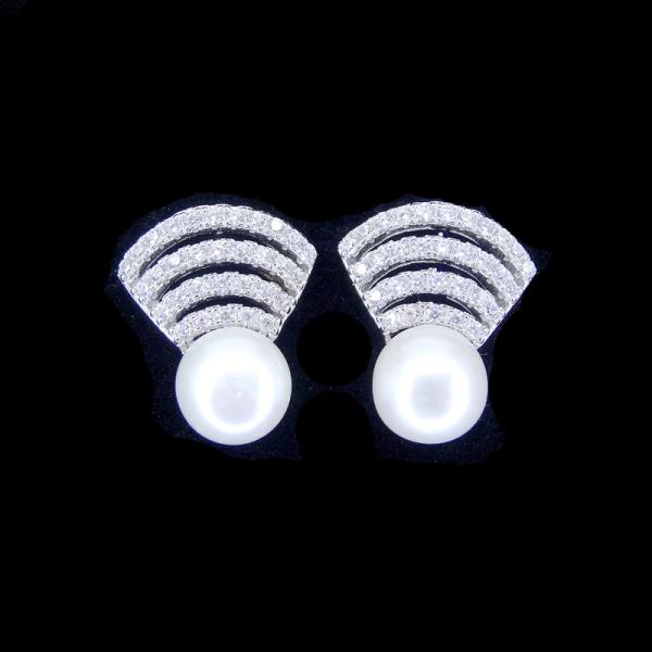 Bowknot de água doce dos brincos do parafuso prisioneiro da pérola do estilo minimalista com forma da roseta