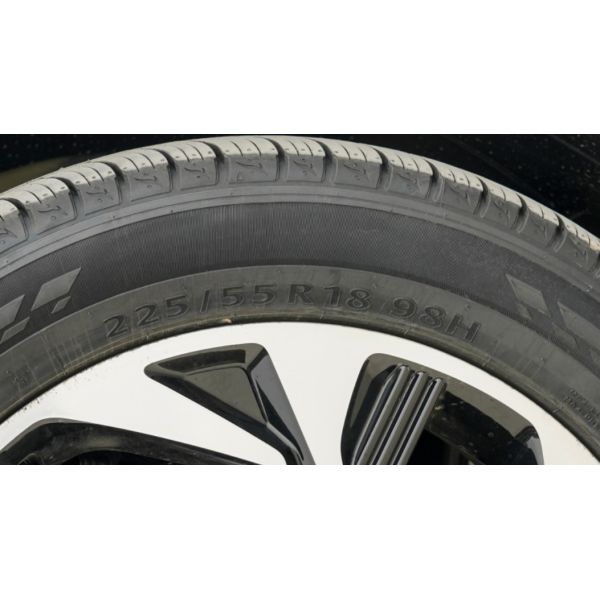 Hyundai custo 2021 380TGDi Luxury version Gasoline DLX 5 Door 7 seats MPV