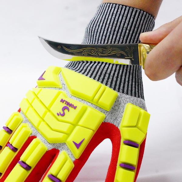 Des gants TPR de qualité industrielle, de couleur rouge sableux et nitrile, avec une protection contre les chocs et des performances antidérapantes améliorées.