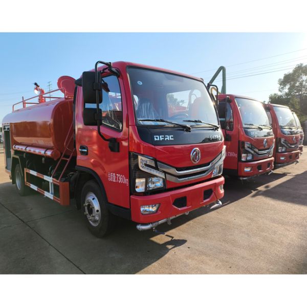 Precio más bajo de fábrica 4*2 Dongfeng Color rojo 6000 litros Camión cisterna de agua Camión cisterna de agua contra incendios