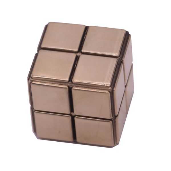 Casquillo patentado del perfume de Zamac del diseño/pequeña cubierta cuadrada del perfume del metal