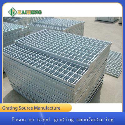 Grade galvanizada branca de prata do metal que raspa para a passagem