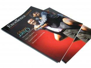 papier d'art 250gsm mat, vernis mat pour les magazines du commerce d'impression de couverture 210 * 285mm