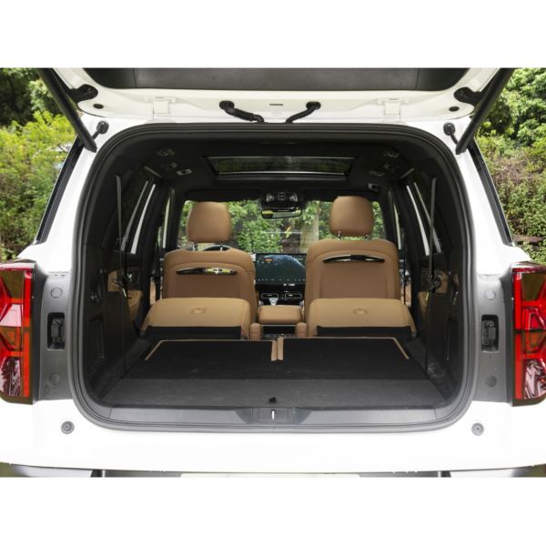 Conducción izquierda Trumpchi ES9 SUV híbrido de seis asientos con techo solar panorámico y chip de motor de automóvil inteligente 8155