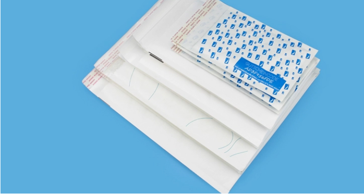 Jiffy проложил повторно использованное 125gsm Kraft гофрировал конверты