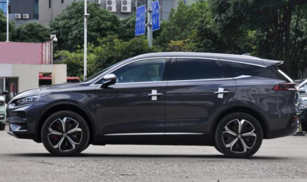 Porta 7 Seat SUV médio da versão 5 de BYD Don 2022 EV 600km ZunXiang