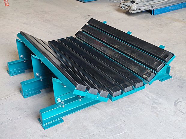 Ролик удара слайдера полиуретана UHMWPE резиновый кладет износоустойчивый регулируемый буфер в постель