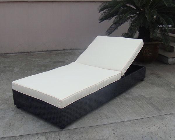 Outdoor Rattan Material Chaise Lounge Daybed In Double,Cushion Cover With Adjustable Back