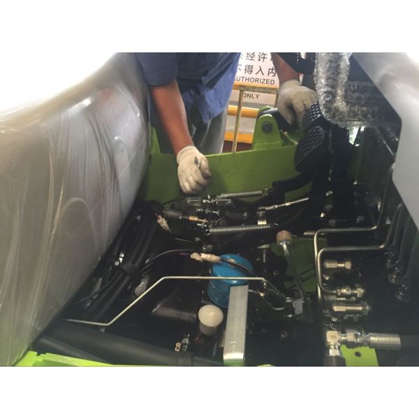 Электрический грузовик с двигателем переменного тока SNSC 1,6 тонны 2 тонны с пневматической стандартной шиной