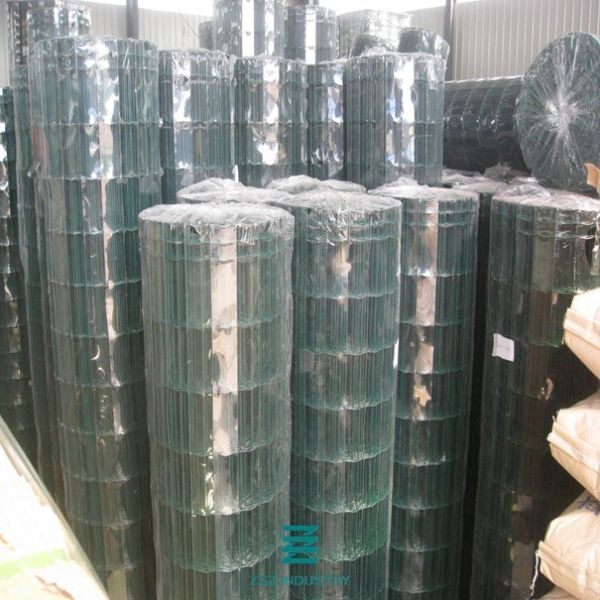 Euro Green Wire Fencing Roll Easy Installation Galvanized Steel Wire Material