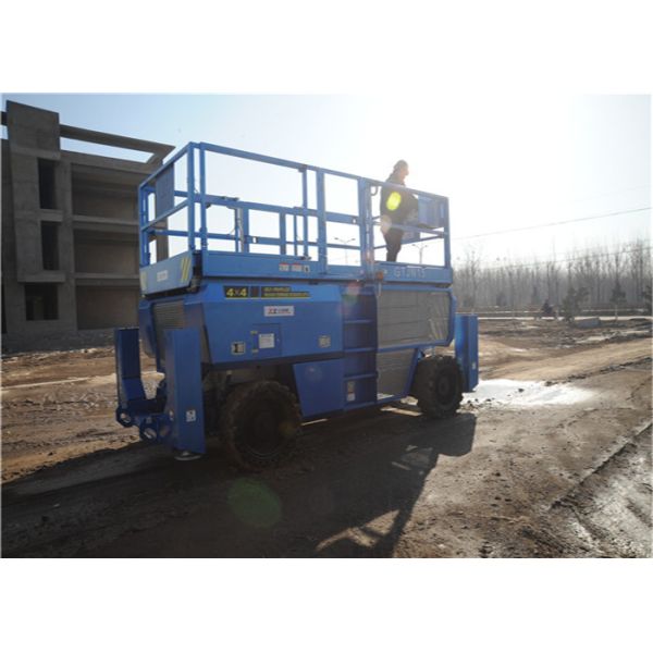 Widely Application Industrial Scissor Lift , Portable Hydraulic Lift Non Marking Solid Tire