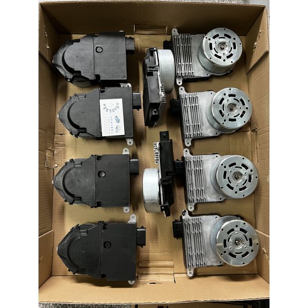 Factory direct sales of Toyota brushless AC fan motors for cooling systems: 1636330041, 1636330040, 16363-30041, 16363-30040