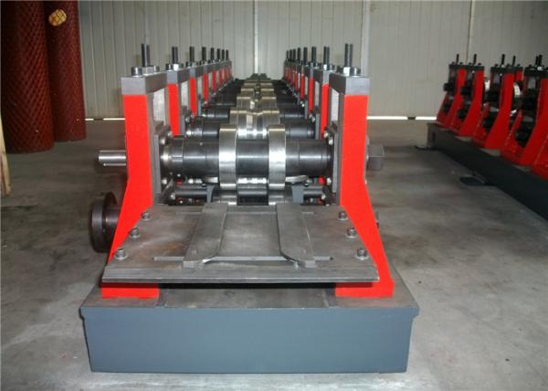 Gi Strut C Purlin Roll Forming Machine Gr450 Steel Hydraulic Cutting Auto Punching