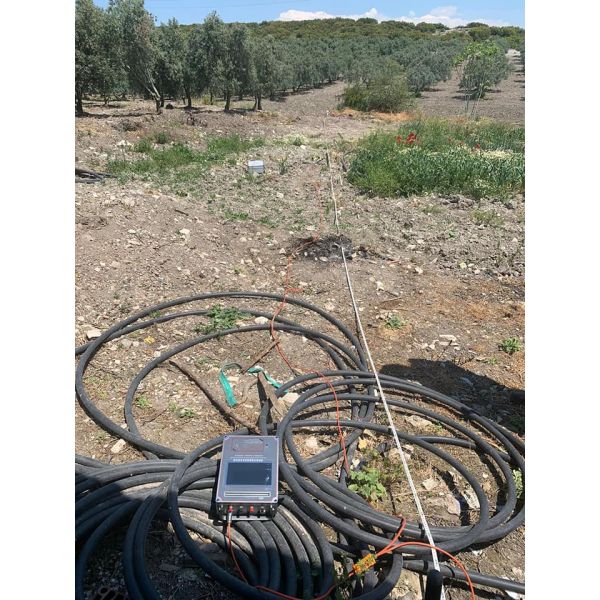 PQWT-TC700 600m Deep Water Detector with Touch Screen and 92% Accuracy for Borehole Water Detection