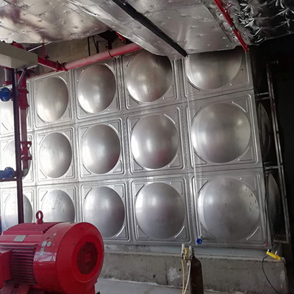 Изолированный Дурабле Пу цистерны с водой/Сс304/316/полиуретан совместили матери