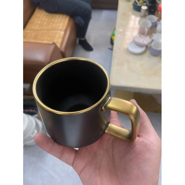 Маленькие металлические ювелирные изделия Настоящее золото Магнитронная распылительная машина