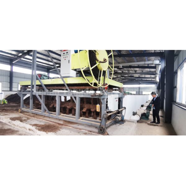 Green Groove Type Compost Turner Chicken Manure Compost Machine