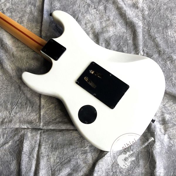 2020 New Electric Guitar Red Heart and Letters White Body Vibrato System Black Hardware Customized All Colors Logo Custo