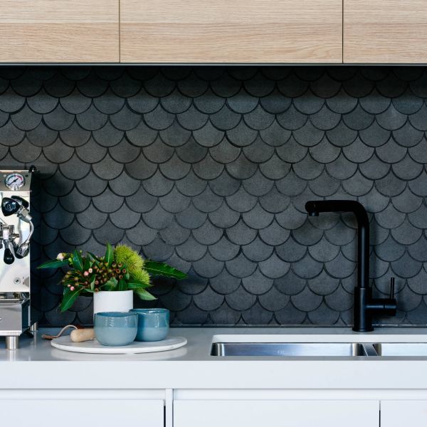 White Housing Kitchen Cabinet Modern Melamine Wood Grain Kitchen Units OEM ODM