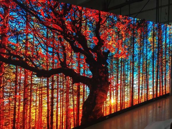 telas internas pequenas da propaganda de p1.5 RGB HD com material da liga de alumínio, 1,200Hz