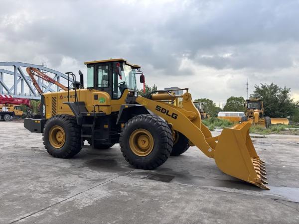 Motor Weichai 2023 Año Usado Cargadora de Ruedas SDLG LG958L en Venta Caliente en África
