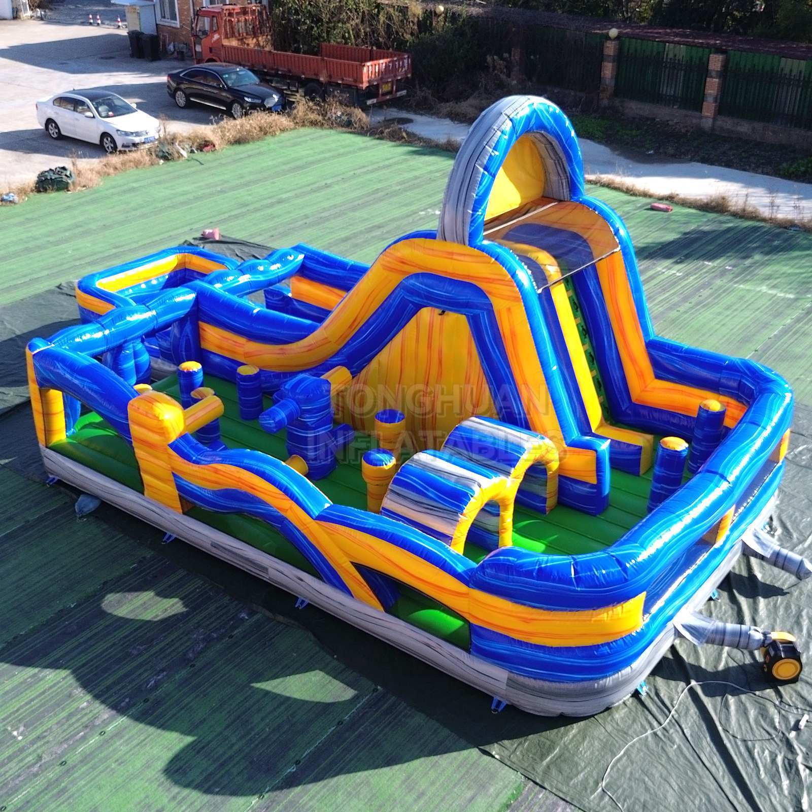 Commercial Compact Inflatable Obstacle Course with Dual Climbing Lanes Slide Tunnels and Safety Walls for Parks and Rentals