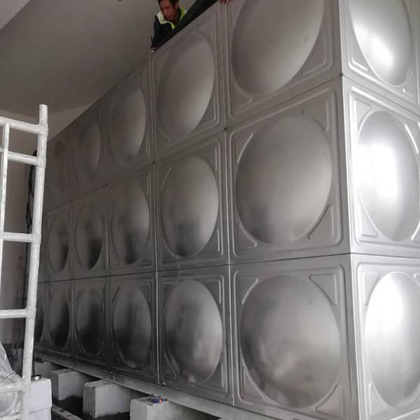 Square Welding Insulated Water Tank Metal Material High Strength Food Grade
