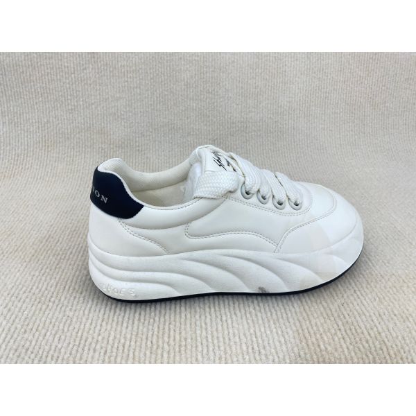 Casual Women Fashion Sneakers Soft Rubber Bottom White Fashion Sneakers