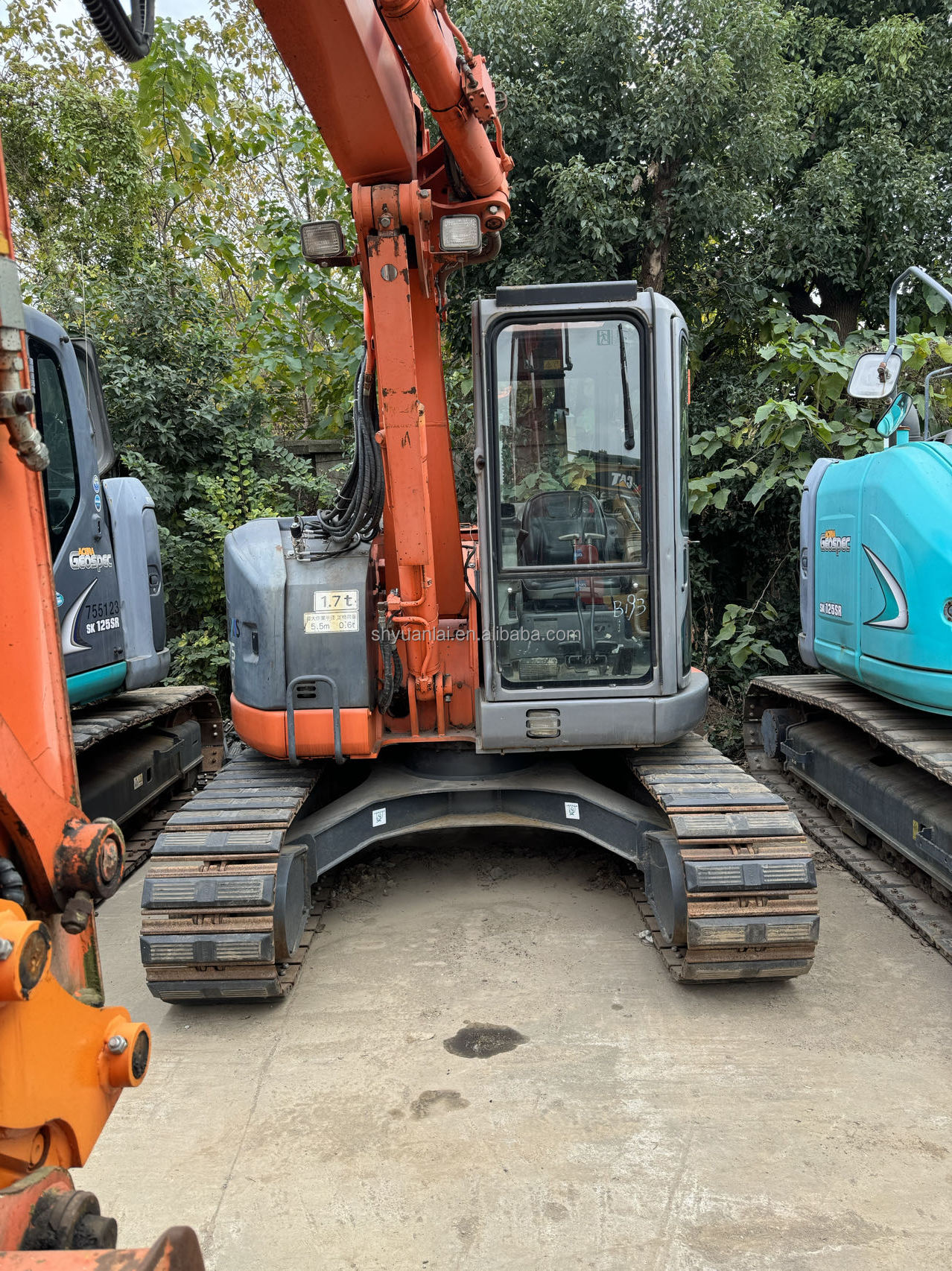 0.4м3 Высокая рабочая эффективность 7000 кг Хитачи экскаватор ZX75U