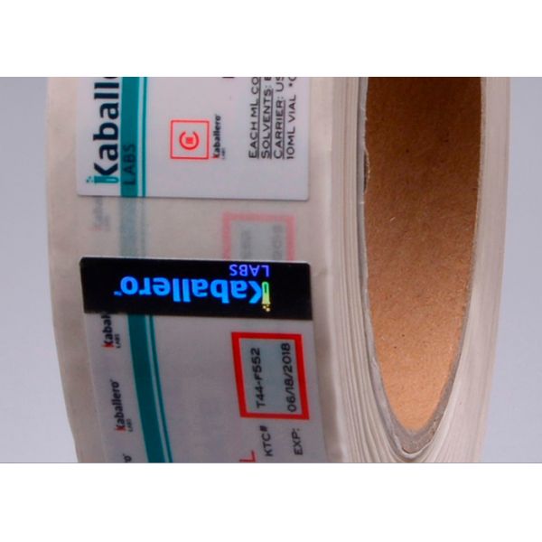 La fiole pharmaceutique de fiole marque l'effet embouti par or lumineux clair de couleur