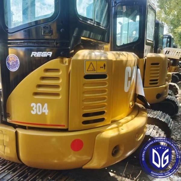 Эффективное потребление топлива 304C Использованный экскаватор Caterpillar 4 тонны